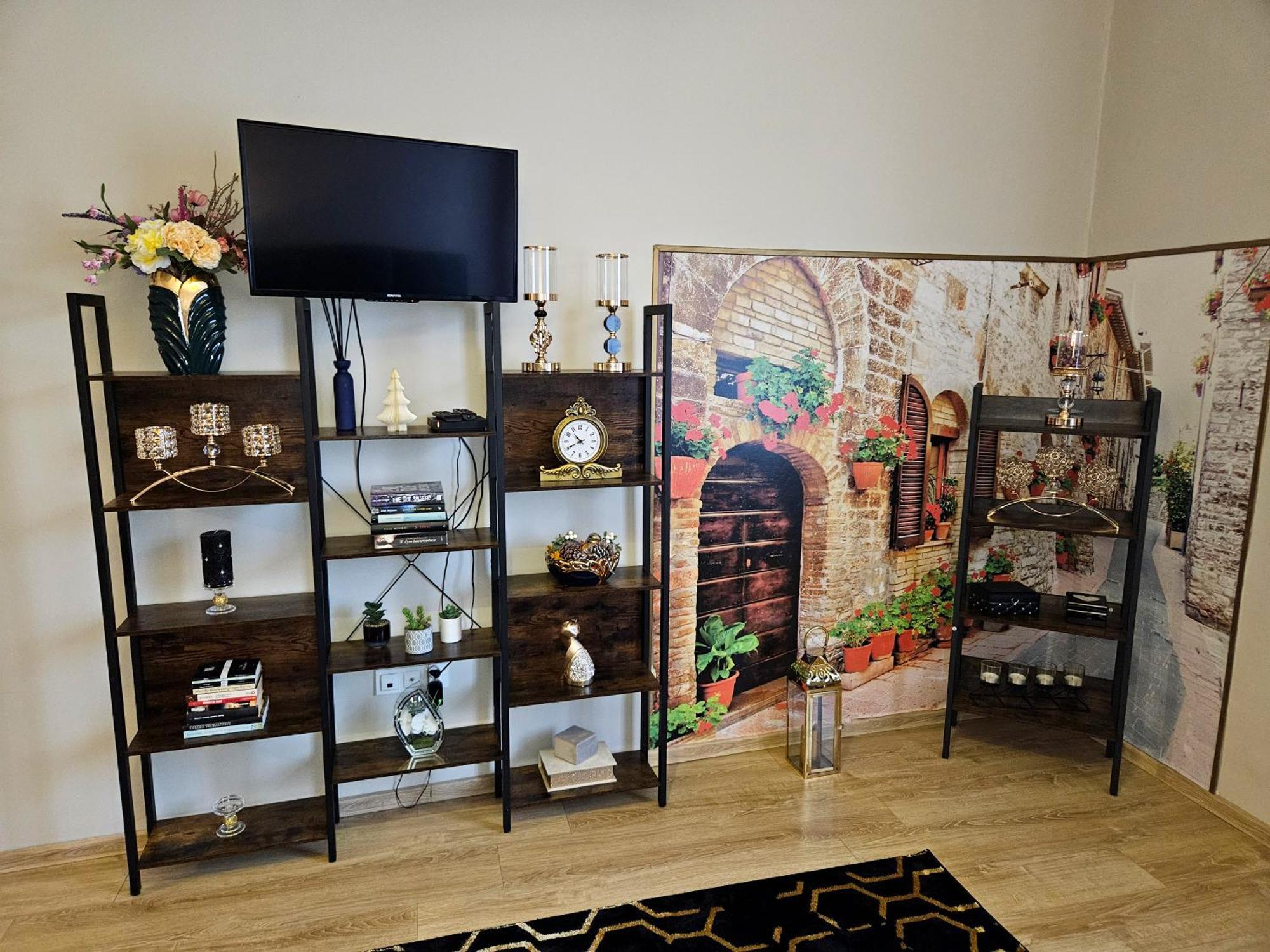 Sara -Mikolajska - Rynek - Netflix Hydromassage Apartment คราคูฟ ภายนอก รูปภาพ